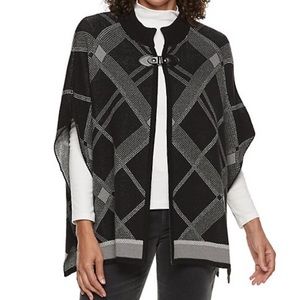 Women's Croft & Barrow Buckle-Front Poncho